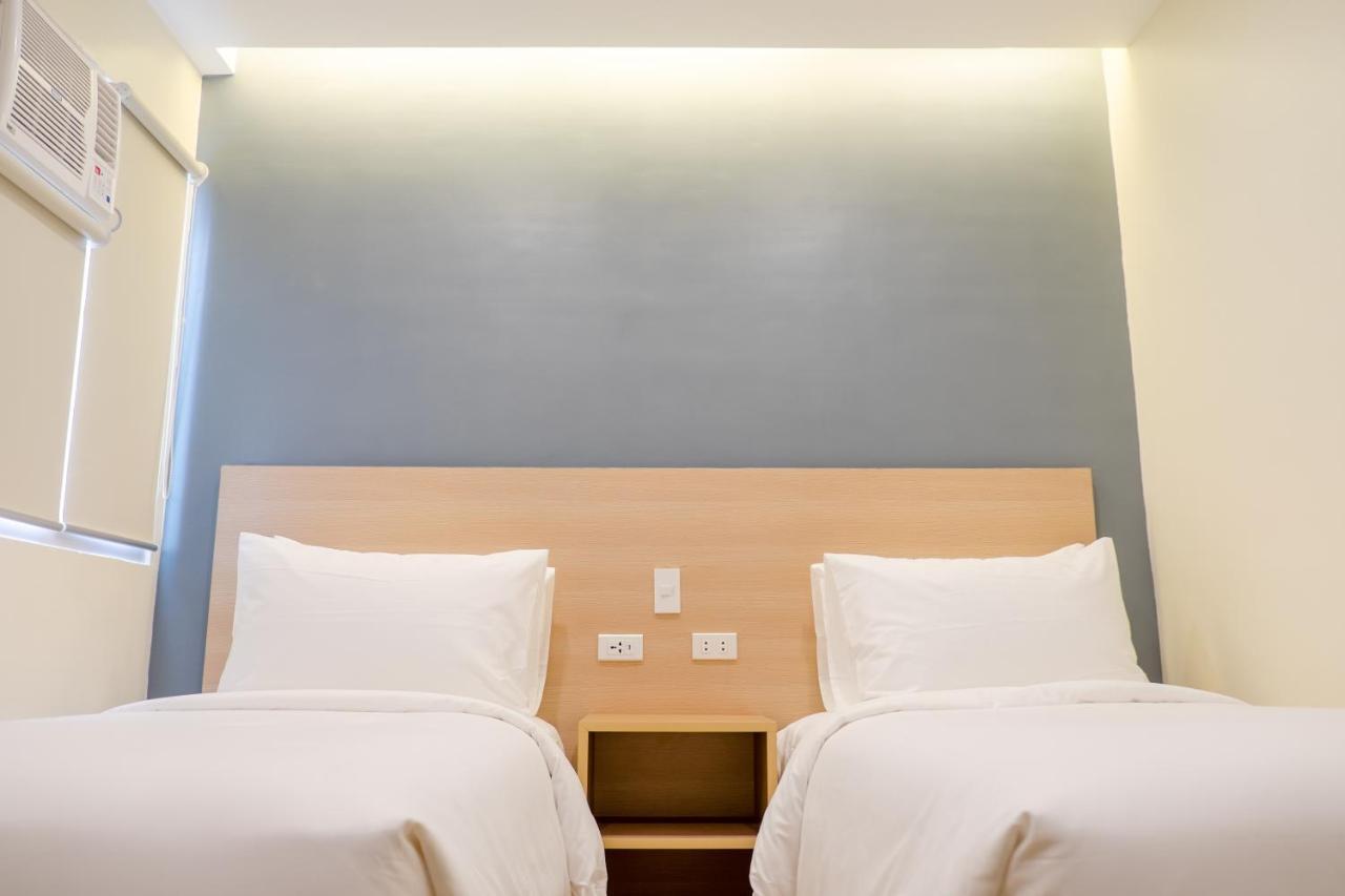 Bridge Hotel Cagayan de Oro Ngoại thất bức ảnh