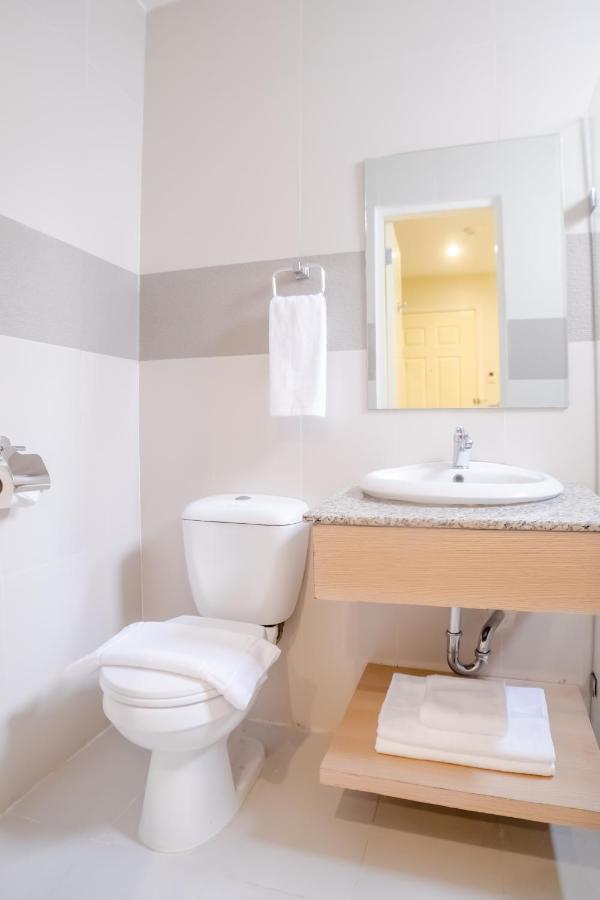 Bridge Hotel Cagayan de Oro Ngoại thất bức ảnh